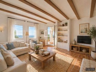 Xalet a Bellamar. Exclusiva villa con tres viviendas independientes y espectacular