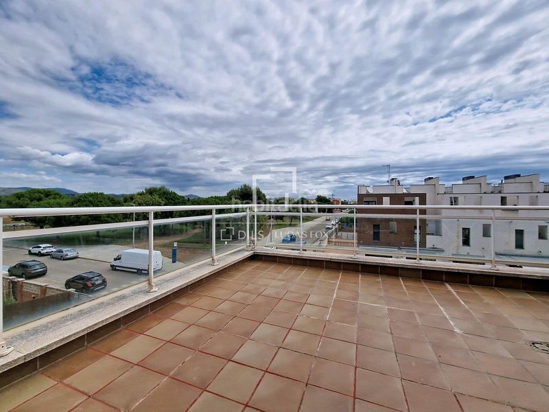 Foto 560e1369-c61d-4748-b839-aa2db997ec2f. Xalet amb calefacció aparcament piscina a Les Salines-Pla de Sant Pere Cubelles