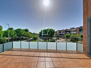 Appartamento in Les Salines-Pla de Sant Pere. Piso de 4 habitaciones con 30 m de terraza y 2 plazas de aparcam