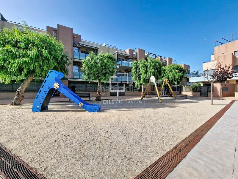 Foto dbbea190-bfee-4e54-9140-052cd7df8fd0. Pis amb calefacció aparcament piscina a Les Salines-Pla de Sant Pere Cubelles