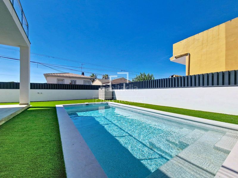 Foto 210c3aac-d7a6-474e-82ee-e12cfe6e4e8e. Xalet amb calefacció piscina a La Franquesa-Oasis Park Vendrell (El)