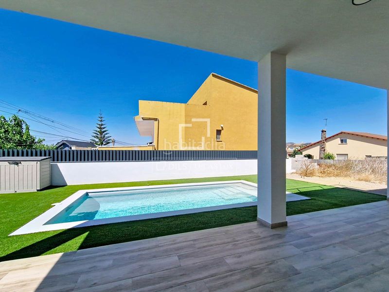 Foto 51cbfb3d-c6de-4b85-b3c1-c1fa8ab28f93. Xalet amb calefacció piscina a La Franquesa-Oasis Park Vendrell (El)
