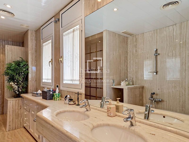 Foto ee54d0ff-55c0-46bd-9506-6ee6396eb51b. Xalet amb calefacció aparcament piscina a L´Estany Calafell