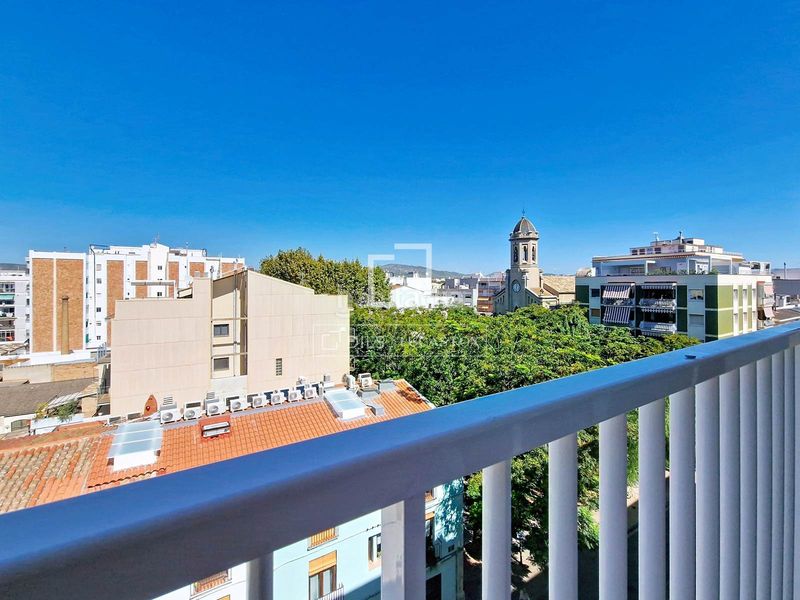 Foto 52c1947a-087f-4f60-8843-1690649a1661. Ático magnífico ático reformado con terraza y vistas al mar en Barri de Mar, vilanova en Vilanova i la Geltrú