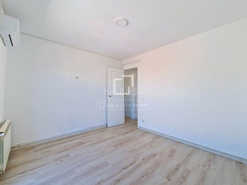 Foto 8e88ecc7-db2c-4375-b572-11ce8790c313. Ático magnífico ático reformado con terraza y vistas al mar en Barri de Mar, vilanova en Vilanova i la Geltrú