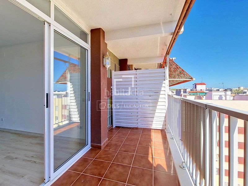 Foto e5a36375-5dfb-4bf0-8e5d-4546fdea9278. Ático magnífico ático reformado con terraza y vistas al mar en Barri de Mar, vilanova en Vilanova i la Geltrú