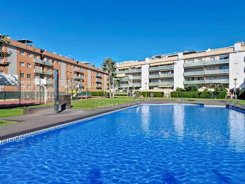 Foto 043b9b2e-75ed-4a17-a99c-e1b1e7443138. Pis amb calefacció aparcament piscina a Les Salines-Pla de Sant Pere Cubelles