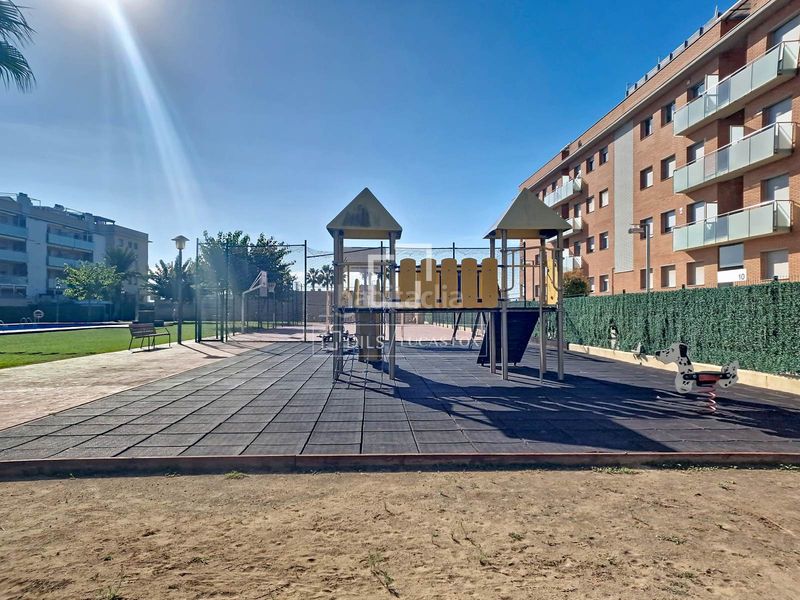 Foto 54e75a47-5813-4d52-996d-054433c74303. Pis amb calefacció aparcament piscina a Les Salines-Pla de Sant Pere Cubelles