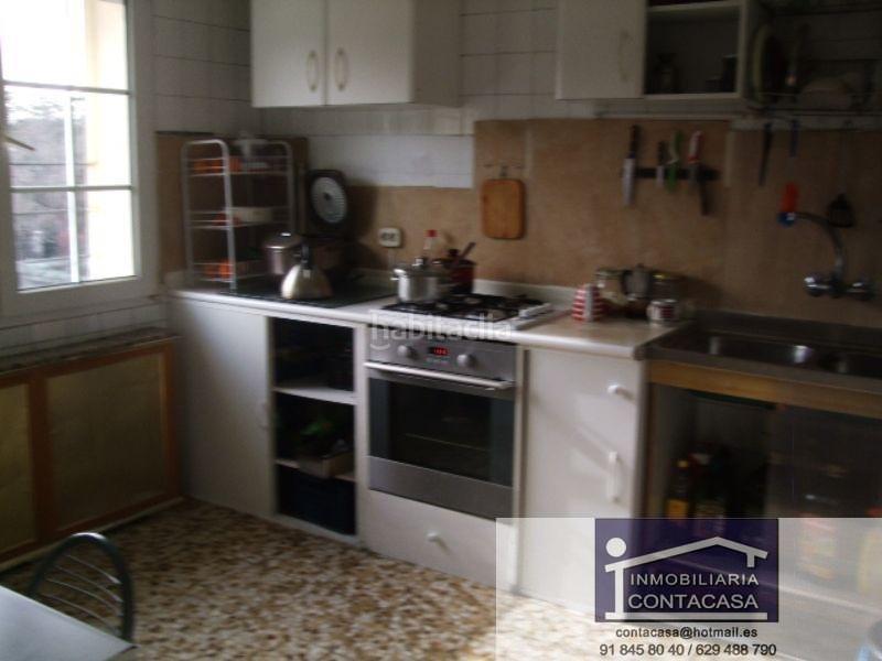 Foto b3fc5ee3-109d-4e05-9448-9369d3188c78. Chalet avec chauffage parking dans Centro Colmenar Viejo