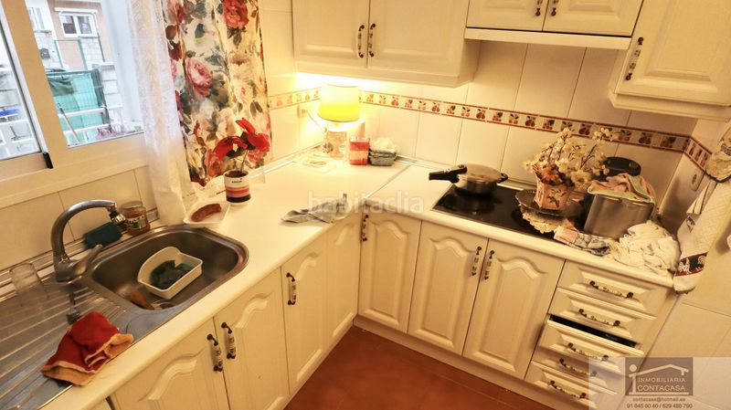 Foto b8fc5f25-9ee8-4260-8145-42589a40b259. Chalet  en Miraflores de la Sierra