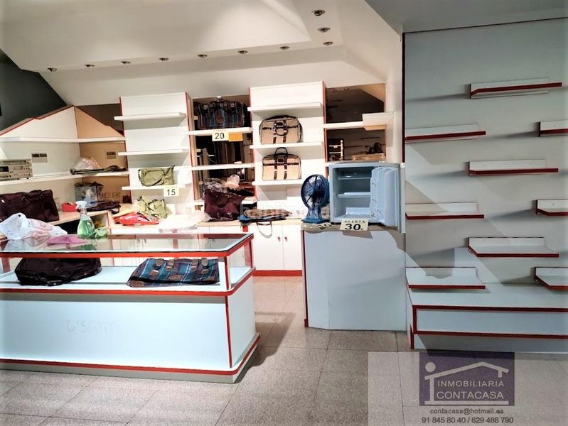 Foto e295ddf9-5f82-44a1-a5ed-1e0d8c898723. Local comercial a Centro Colmenar Viejo