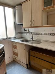 Etagenwohnung in Hellín. Madridpiso