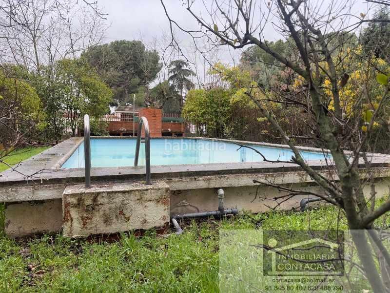 Foto 882f1dee-326d-4bf1-baa7-ba53be9ee963. Xalet amb calefacció aparcament piscina a Yuncler