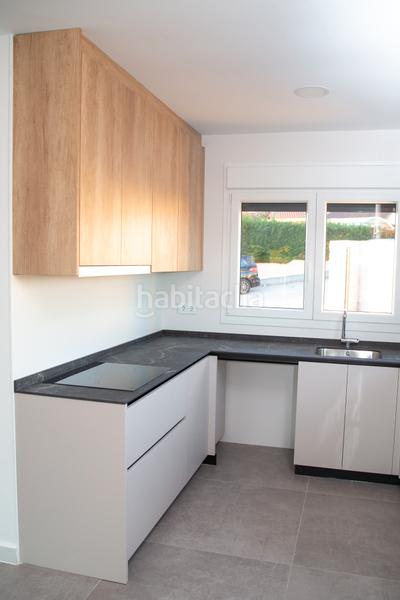 Foto 2b9bd8d0-adb2-4834-8c97-f8fdb1de08db. Casa pareada en calle 2 7 chalet nueva construcción - en Villamantilla