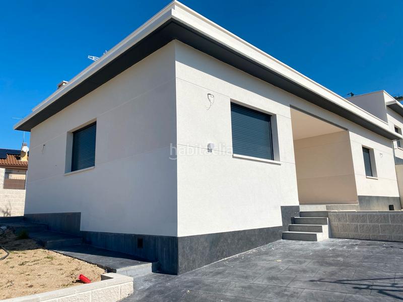 Foto af6d37d0-3b1f-4daf-86d0-a3a015e82966. Casa pareada en calle perula 3 chalet pareado - obra nueva - con aerotermia - listo para entrar a vivir en Villamantilla