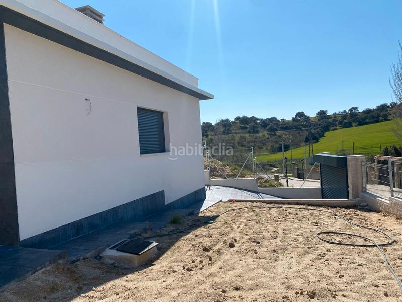 Foto b65fb3c8-d768-4ab2-9abf-27aa58197e0b. Casa pareada en calle perula 3 chalet pareado - obra nueva - con aerotermia - listo para entrar a vivir en Villamantilla