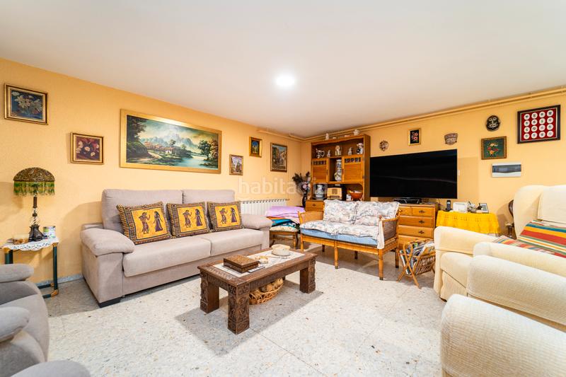 Foto ae0271dd-7c28-415b-89e1-4d6a92e5f2d8. Chalet  de campo en Brunete