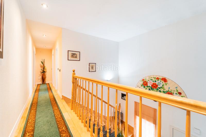Foto 0fdaa579-e490-498e-96f8-aebbcff2e684. Chalet  unifamiliar, en urb.los rosales - en Brunete