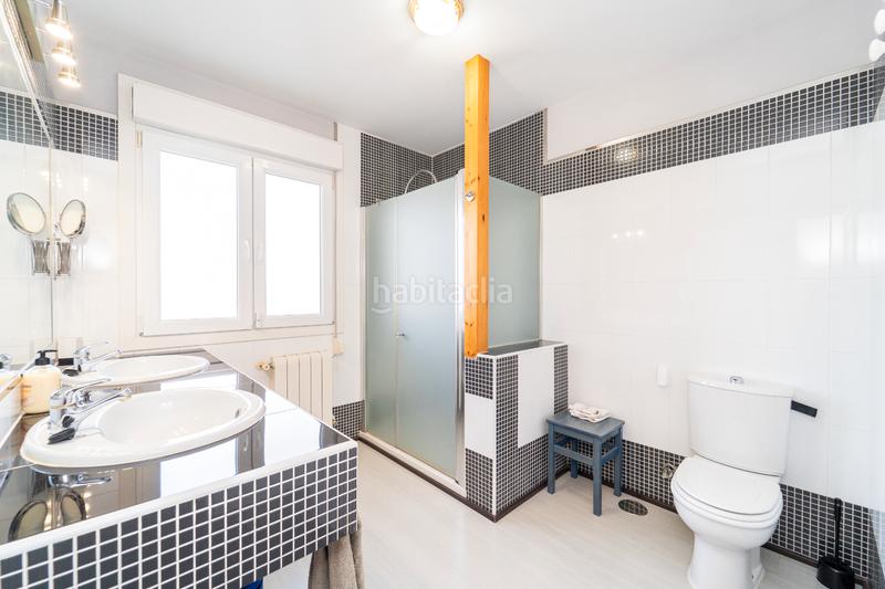 Foto 8075ee82-c05d-4d44-b9f5-c1b5700ee56a. Chalet  unifamiliar, en urb.los rosales - en Brunete