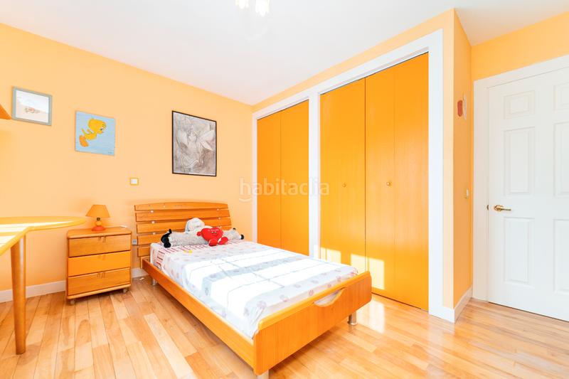 Foto 9cf792d2-c180-4487-a00b-a4921925ce77. Chalet  unifamiliar, en urb.los rosales - en Brunete