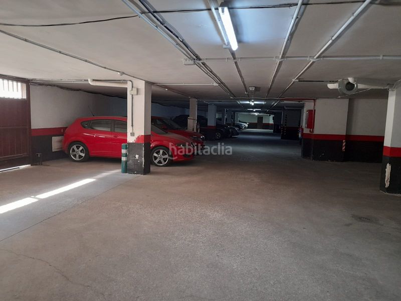 Foto ce9dc487-3ff9-4a7c-a415-1bafcc042507. Parking voiture dans calle guadarrama 1 dans Brunete