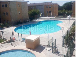 Foto 0edf193d-d561-438c-be6b-2917487f7b54. Pis amb calefacció piscina a Collado Mediano