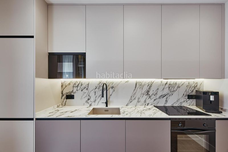 Foto 54e6c9d1-d126-4b52-a89f-b9f7e651d90f. Flat with heating in Lista Madrid