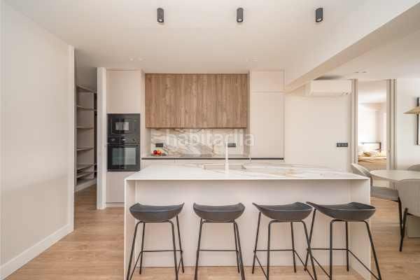 Foto ffb9139c-0054-4e6e-b8c7-21d20062902f. Piso en Castellana Madrid