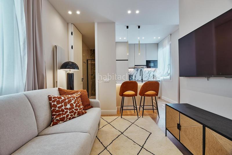 Foto f97310a4-b327-406b-9e29-e33ea91c39b1. Piso en Goya Madrid