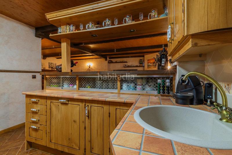 Foto f85d2618-6159-4e12-9ac6-651542cc8505. Casa amb calefacció aparcament piscina a Valdeavero