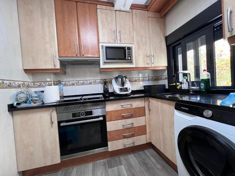 Foto c28b4524-0574-47e9-847f-4a5b221b5709. Pis a Aeropuerto Madrid