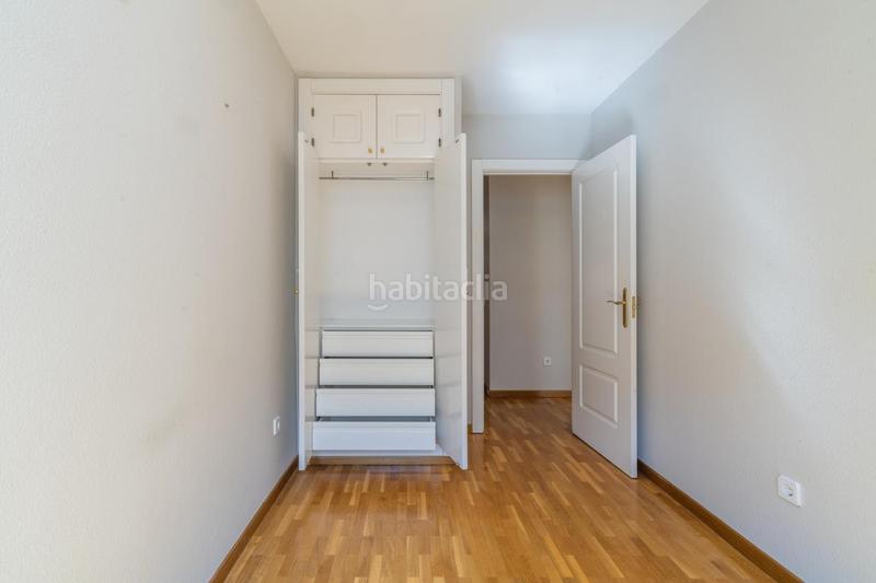 Foto be215b8d-33a5-4705-9a2f-71b810fe4292. Etagenwohnung mit heizung parking pool in Tres Olivos-Valverde Madrid