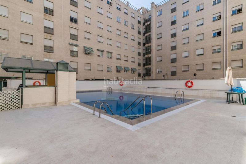 Foto 812c8cf7-ea5b-4b04-a63d-eeaa64c40071. Flat with heating parking pool in Tres Olivos-Valverde Madrid