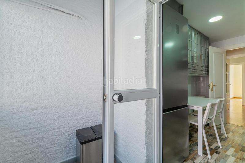 Foto 85ef792f-80a7-44cf-8b56-399d9760890e. Flat with heating parking pool in Tres Olivos-Valverde Madrid