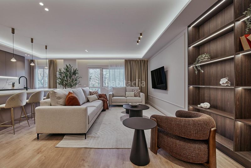 Foto 42cb762a-4ebb-4388-b5ce-bd184249d3bf. Flat with heating parking in Jerónimos Madrid