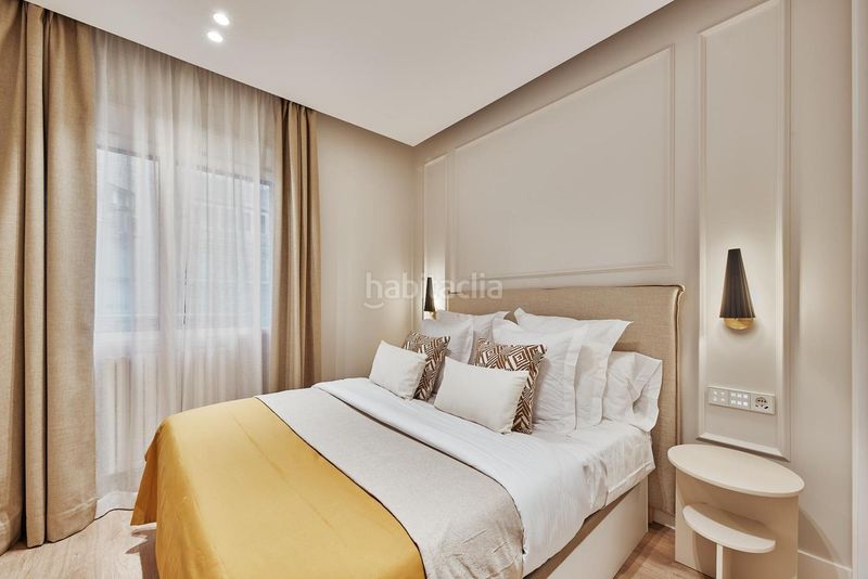 Foto 8282389f-a1b2-465c-a4c5-56065e6337e2. Flat with heating parking in Jerónimos Madrid