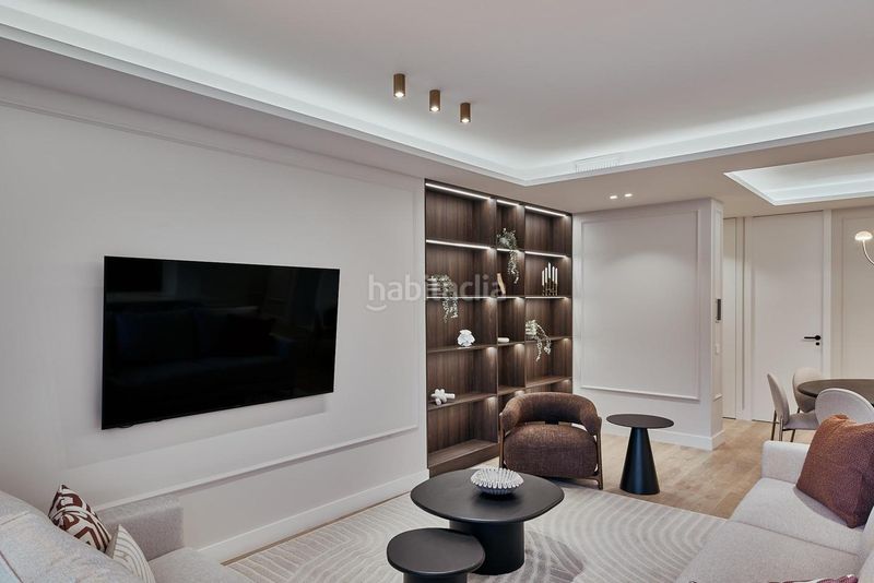 Foto d072c383-f0c7-4431-9033-2bc6930add30. Flat with heating parking in Jerónimos Madrid