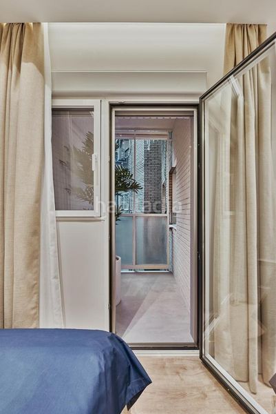 Foto d3f3d96b-a43a-407d-aea5-64add058cb1a. Flat with heating parking in Jerónimos Madrid