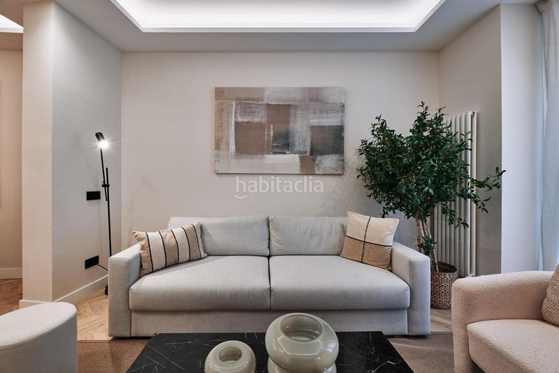 Foto c044cb81-6eb0-4d49-bfb1-29bc7b6516e3. Pis a Sol Madrid