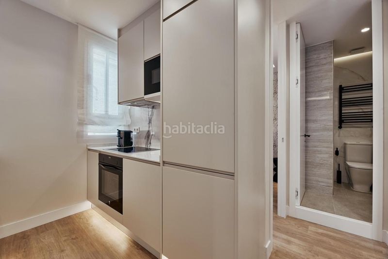 Foto 2985c42d-871a-4170-84b9-bd66f6e22891. Piso en Goya Madrid