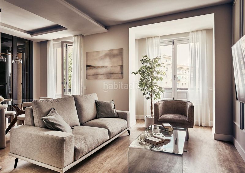 Foto 8305cba2-6471-4b4d-9764-136c9e9bf208. Piso en Lista Madrid