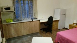 Location Studio à Centro. Estudio en alquiler en casco urbano, 1 dormitorio.