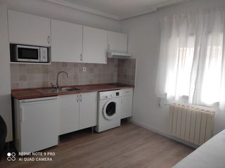 Affitto Monolocale in Centro. Estudio en alquiler en casco urbano, 1 dormitorio.