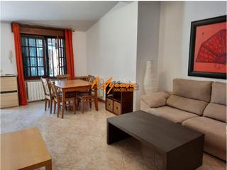 Location Chalet en Centro. Chalet en alquiler en casco urbano, 2 dormitorios.
