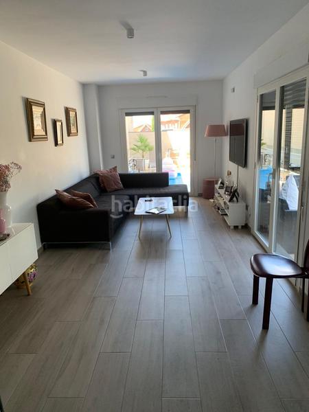 Foto ad6209a5-ca77-465a-a74e-e26cb85b78f0. Chalet with parking pool in Norte-Universidad Móstoles