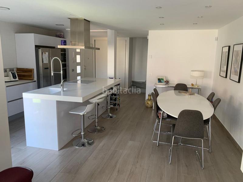 Foto e0782d67-2685-4b6b-ae2c-188c7ef581f1. Chalet with parking pool in Norte-Universidad Móstoles