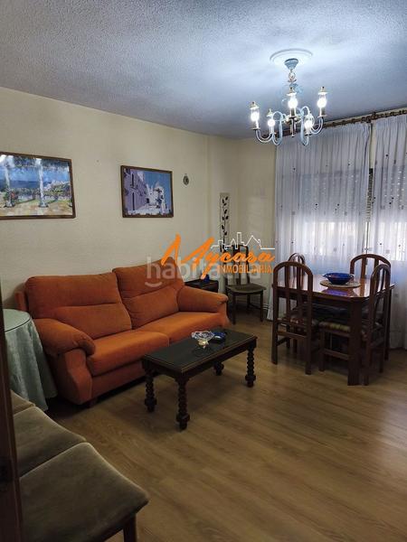 Foto adeb465f-53c9-4353-bff1-7d4f2935e770. Rent flat with heating in Centro Villaviciosa de Odón