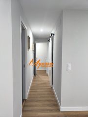 Alquiler Apartamento en Centro. Apartamento en alquiler en casco urbano, 1 dormitorio.