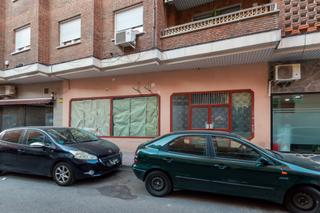 Locale commerciale in Calle Cánovas del Castillo