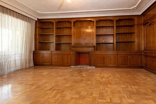 Etagenwohnung  Avenida reyes católicos